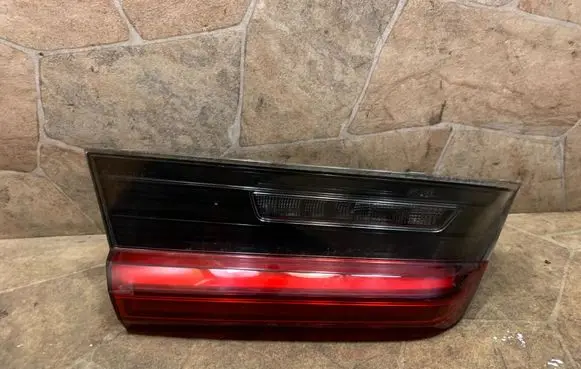 BMW 3 G20 G21 Tailgate rear/tail lights 2SD2469