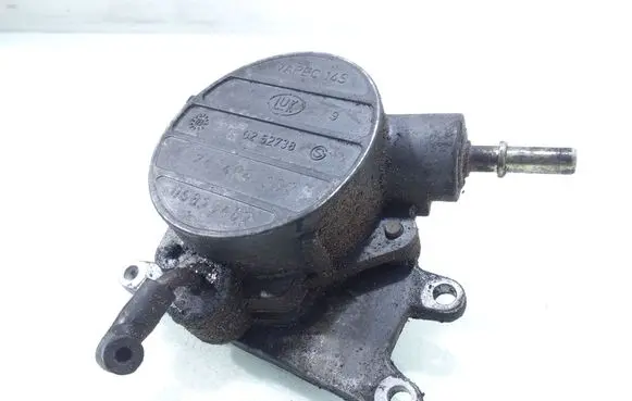 Opel Astra G Vacuum pump 24406132