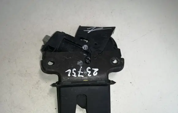 Audi A6 S6 C6 4F Tailgate/trunk/boot lock/catch/latch 4F5827505