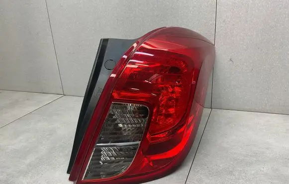 Opel Mokka X Rear/tail lights 42558889
