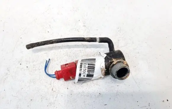 Toyota Yaris Windscreen/windshield washer pump 060214 137105