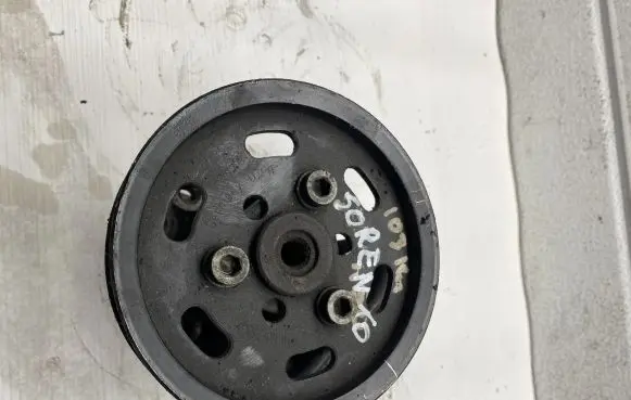 KIA Sorento Power steering pump 038145255D