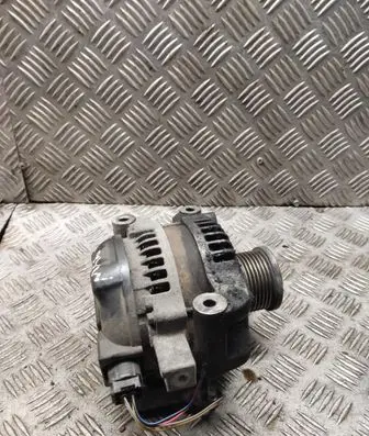 Toyota Avensis T250 Generator/alternator 270600g011