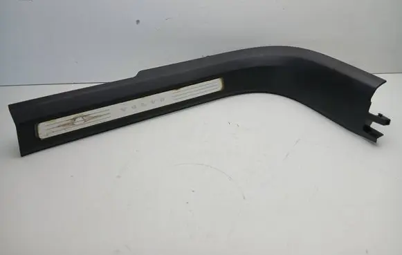 Volvo XC90 Front sill trim cover 39829992