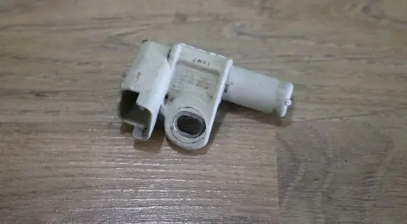 Volvo V50 Camshaft position sensor 9665443580