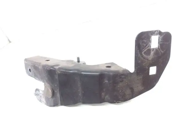 Mercedes-Benz E W211 Other engine bay part