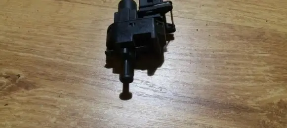 Ford Focus C-MAX Brake pedal sensor switch 4m5t7c534aa 4m5t-7c534-aa