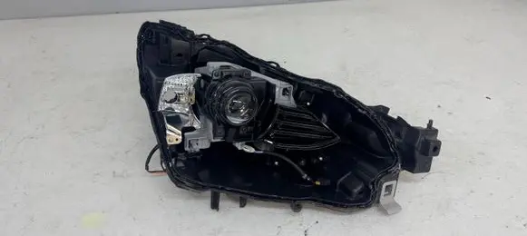 Mazda 2 Headlight/headlamp D43N51030