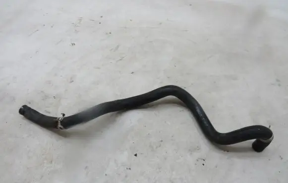 Honda CR-V Engine coolant pipe/hose