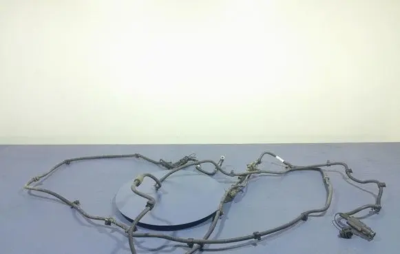 Audi Q7 4L Fuel line pipe 4M0131962A