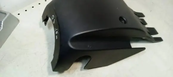 Audi Q3 8U Steering wheel column trim 8U0953497