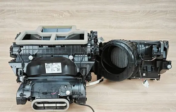 BMW 4 G22 G23 G24 G26 Interior heater climate box assembly 6843809