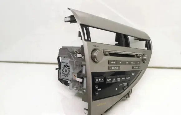 Lexus RX 450H Radio/CD/DVD/GPS head unit 8612048L10 Jcpk005713ew 8620348010