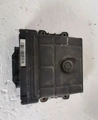 Volkswagen PASSAT B7 Engine control unit/module 09G927750LH