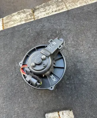 Audi A6 S6 C5 4B Heater fan/blower 0130111202 MF0160700361 4B1820021B