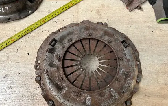 Suzuki Grand Vitara I Pressure plate 
