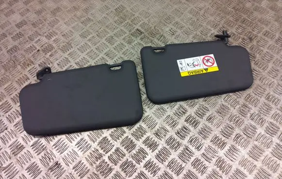 Nissan Juke II F16 Sun visor