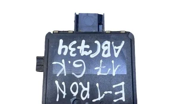 Audi A3 S3 8V Blind spot module 3Q0907590D 0203300779