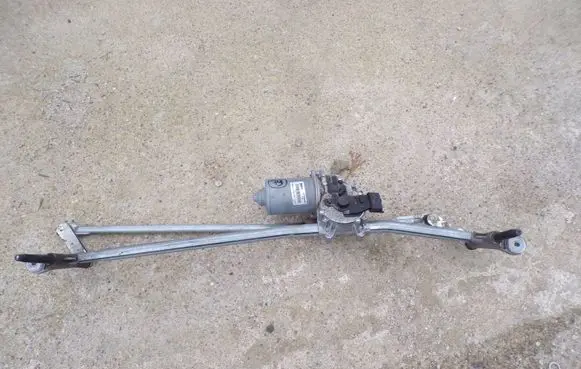 Renault Master III Front wiper linkage and motor 8200734788