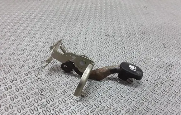 Hyundai Santa Fe Fuel cap release pull handle 