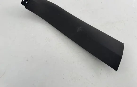 Tesla Model S Tailgate trim 100925200G
