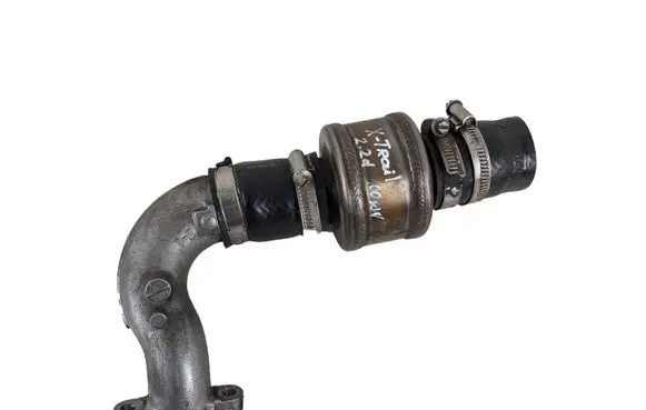 Nissan X-Trail T30 Intercooler hose/pipe