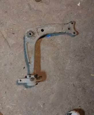 Peugeot 508 Front lower control arm/wishbone