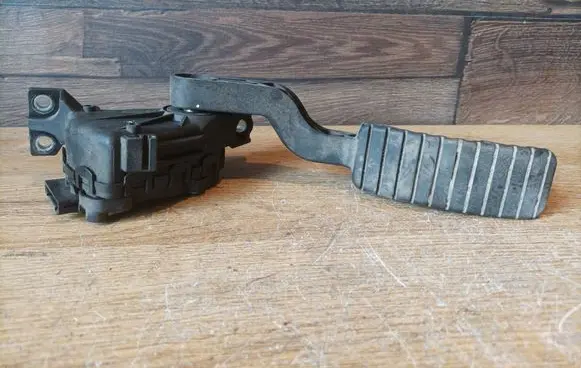 Renault Laguna II Accelerator throttle pedal