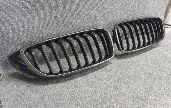 BMW 4 F32 F33 Front bumper upper radiator grill 7294814 7294818 7294812