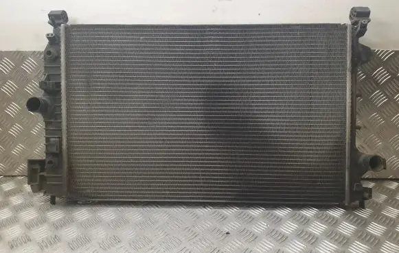 Opel Signum Coolant radiator