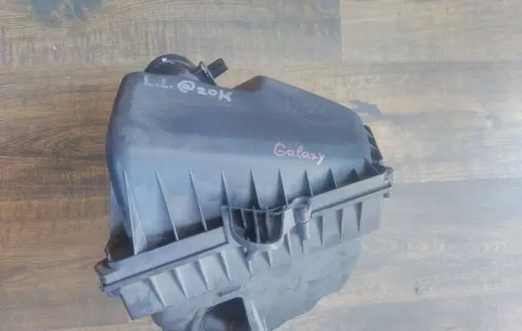 Ford Galaxy Air filter box