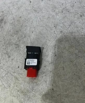 Skoda Octavia Mk3 (5E) Seat heating switch 10207588
