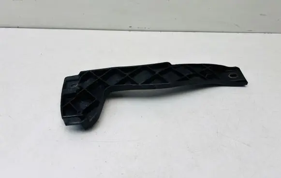 Audi A4 S4 B7 8E 8H Front bumper mounting bracket 8E0807204B