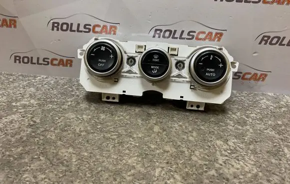 Mazda 6 Climate control unit TH04 E6A
