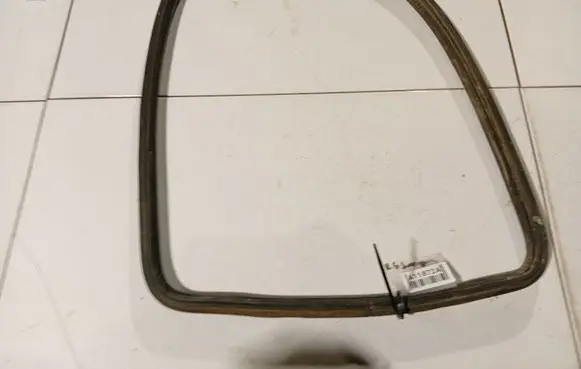 Peugeot 206 Rubber seal rear door 