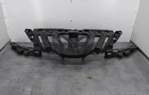 Peugeot 308 SW Radiator support slam panel