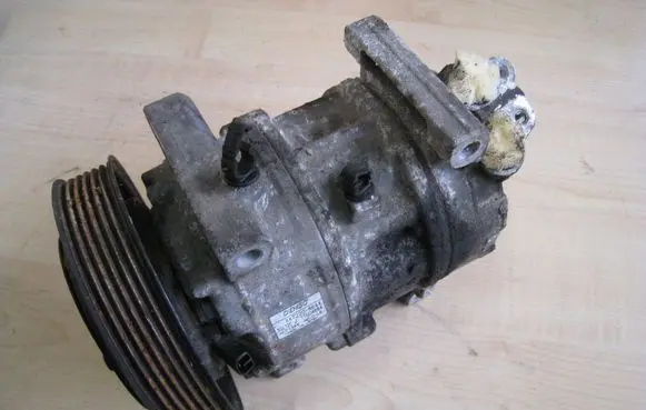 Alfa Romeo GT Air conditioning (A/C) compressor (pump) 4472208644