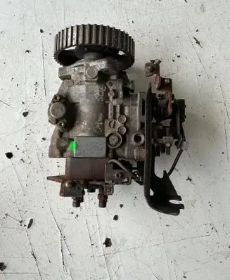 Volkswagen Transporter - Caravelle T4 Fuel injection high pressure pump 028130115
