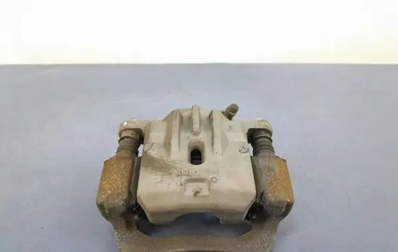 Subaru Forester SG Rear brake caliper 