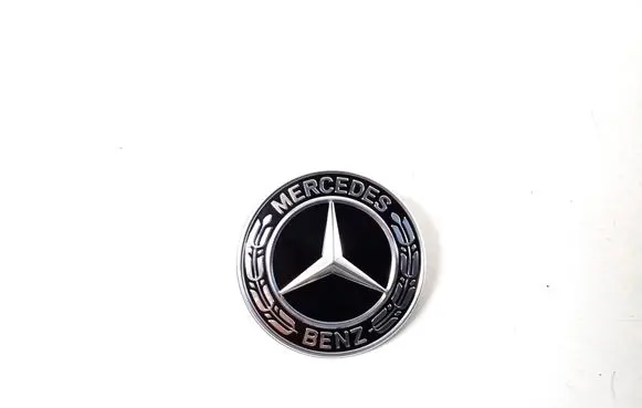Manufacturer badge logo/emblem