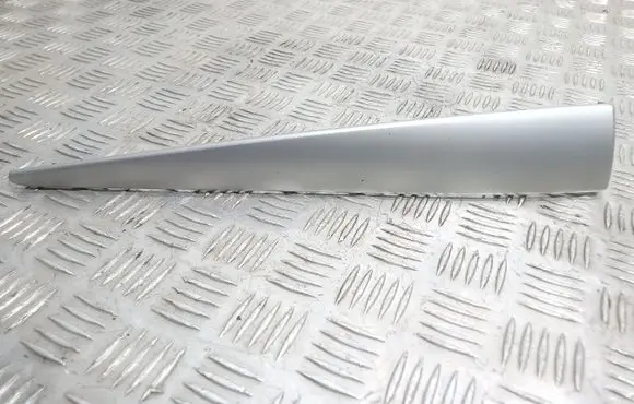 BMW X5 E53 Dashboard glove box trim 8245985
