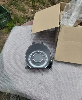 Fiat 500X Speedometer (instrument cluster) 735590735