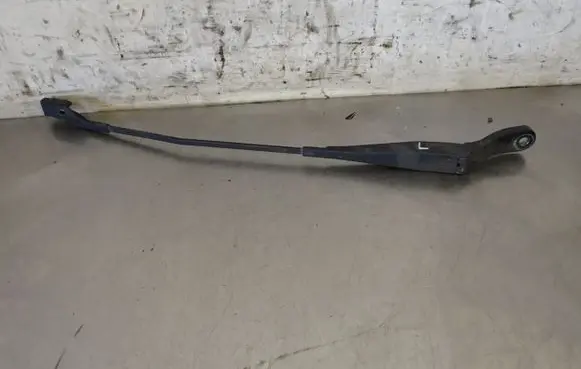 Citroen Berlingo Front wiper blade arm 9682974380