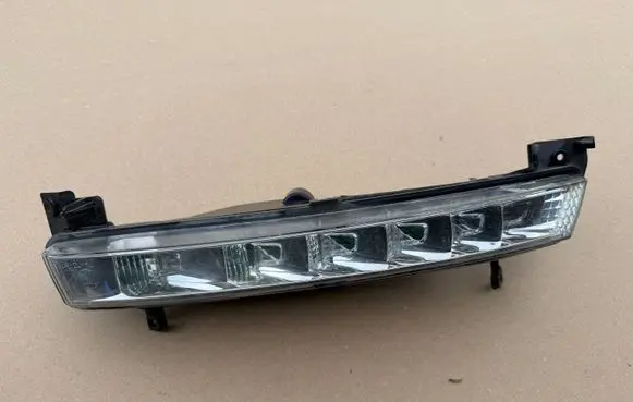 Citroen C4 I Picasso LED Daytime headlight 17785002
