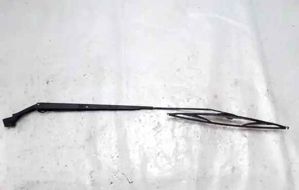 Hyundai Getz Front wiper blade arm y9651l