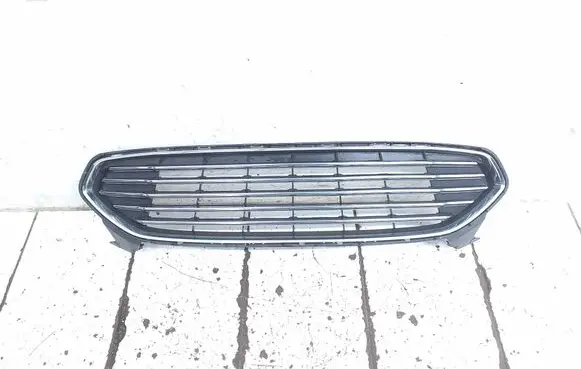 Ford Mondeo MK V Front bumper upper radiator grill Ds738150jw