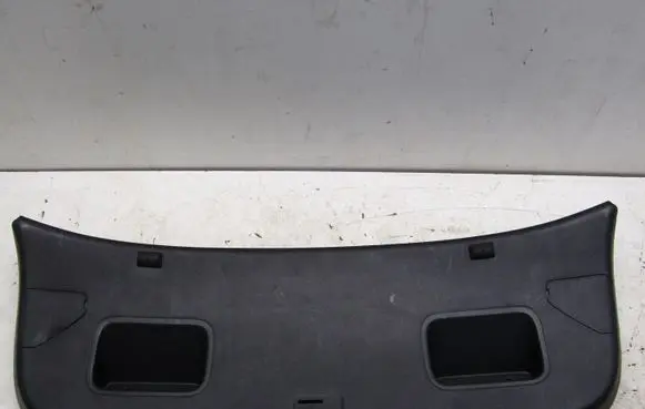 KIA Stonic Tailgate/trunk upper cover trim 81750-H8400