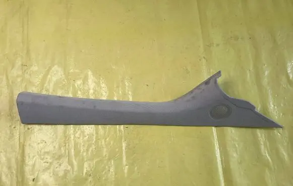 Mercedes-Benz B W245 (A) pillar trim A1696903225