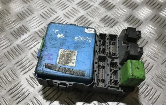 Honda Accord Fuse box set s82a20 s82-a20