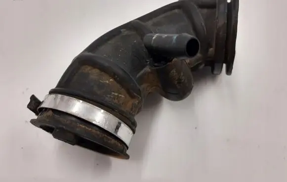 Chevrolet Spark Air intake hose/pipe